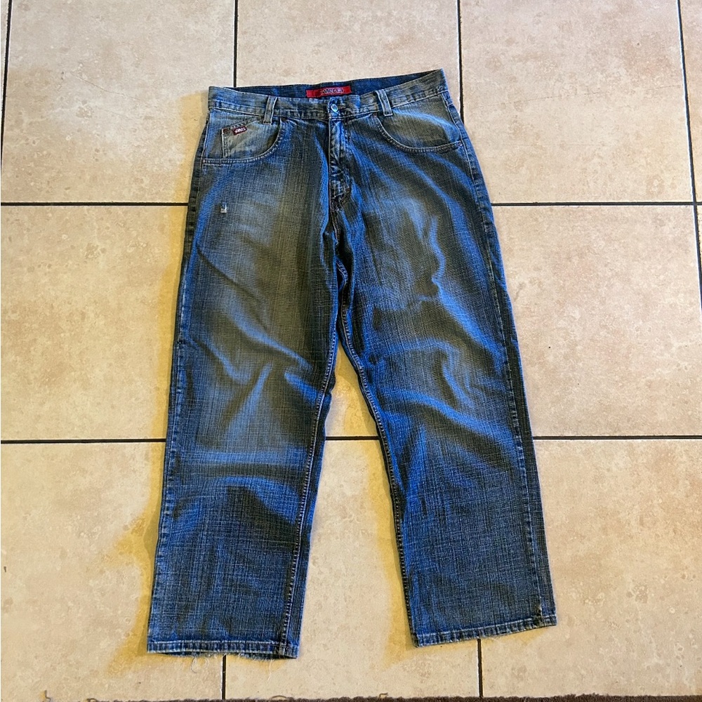 Mecca Blue Relaxed Jeans with Casual Worn-In Look